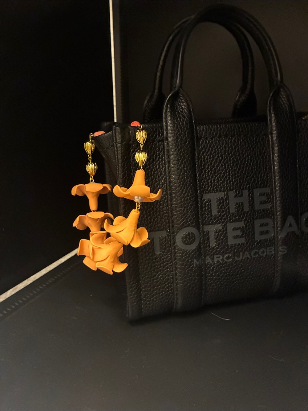 Orange Puakenikeni lei With Pearl Accents And Pikake Purse Charm - Picture 2 of 3